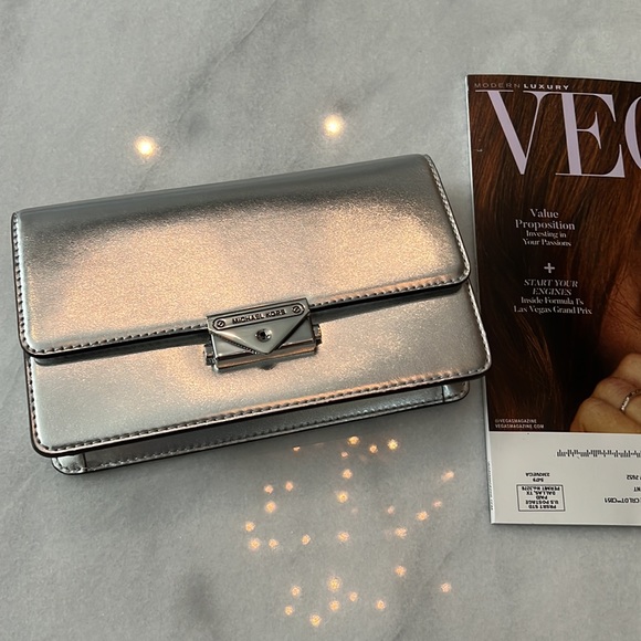 MICHAEL KORS SHINY SILVER CECE CLUTCH CHAIN INCLUDED!!!!! - Picture 7 of 17